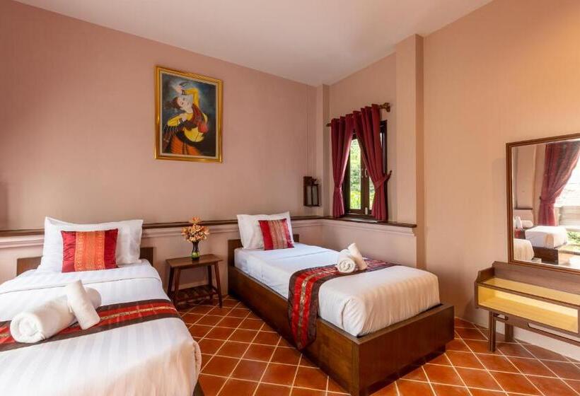 デラックスルーム, Huen Hug Chiang Mai