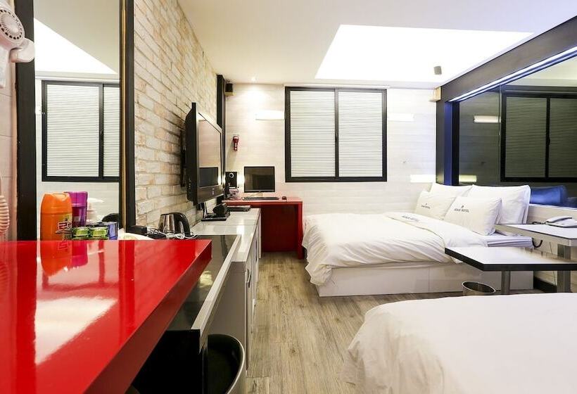 标准间, Koam Tourist