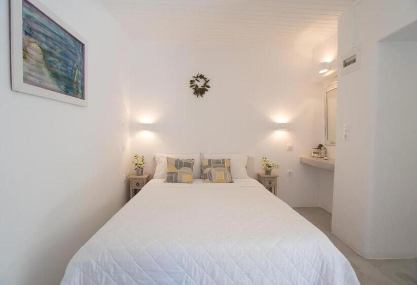 带花园景观的标准工作室, Krotiri Bay  Adults Only