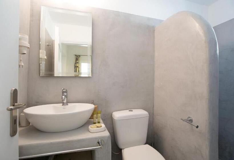 带花园景观的标准工作室, Krotiri Bay  Adults Only