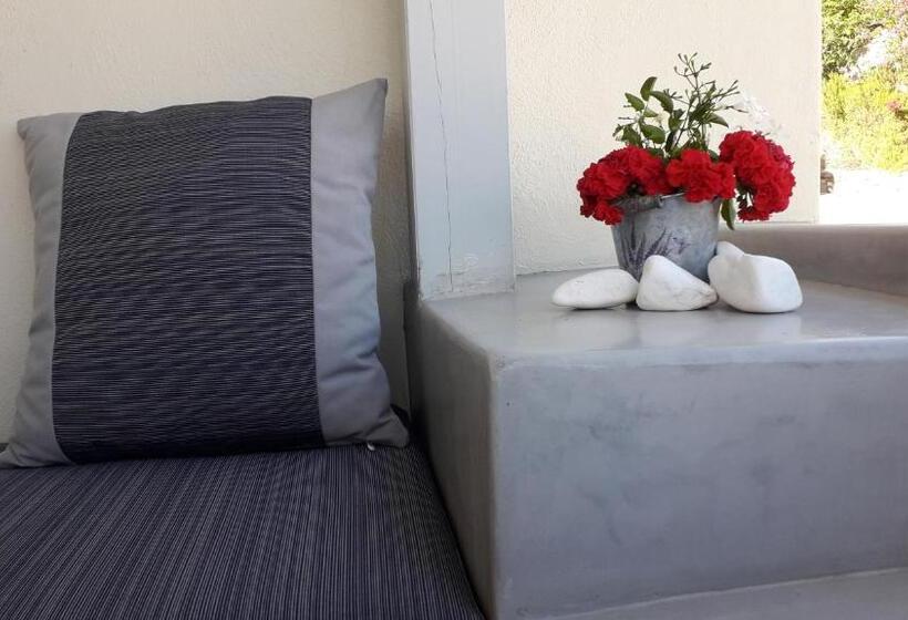 侧面带海景的标准工作室, Krotiri Bay  Adults Only