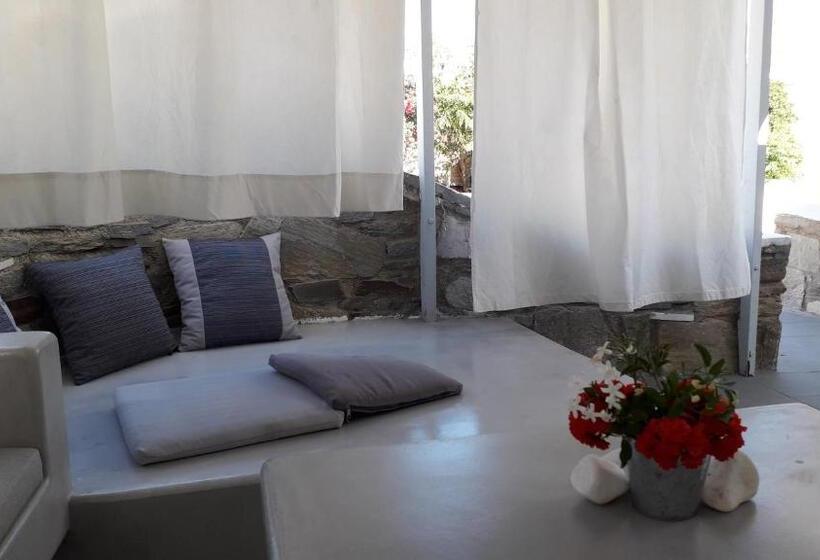 带花园景观的标准工作室, Krotiri Bay  Adults Only