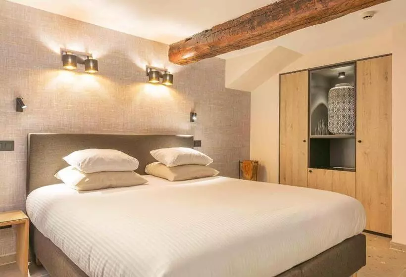 اتاق استاندارد با وان آب گرم, Les Tanneurs