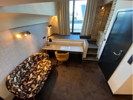 자쿠지 스위트, Les Tanneurs