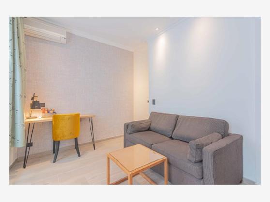 수피리어 룸, Les Tanneurs