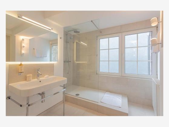 수피리어 룸, Les Tanneurs