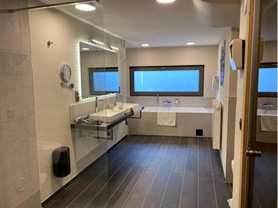 스위트, Les Tanneurs