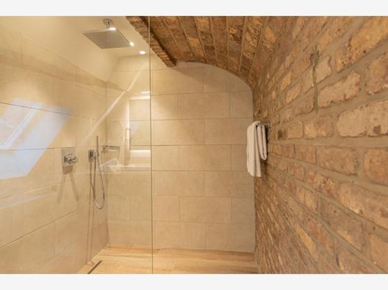 디럭스 룸 킹사이즈 침대, Les Tanneurs