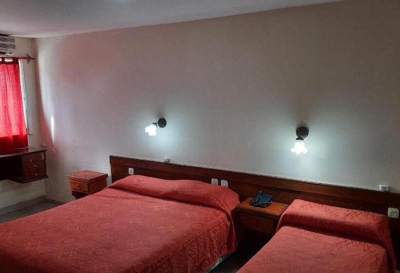 스탠다드 트리플 룸, Marilian Ii