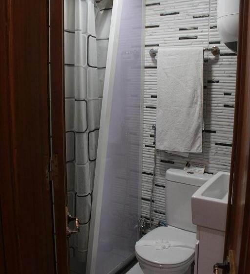 اتاق استاندارد سه نفره, Osiris Hotel Cairo