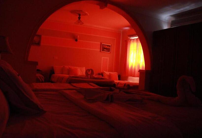 اتاق خانوادگی, Osiris Hotel Cairo