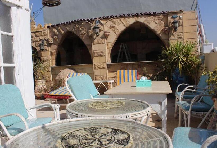 اتاق استاندارد یک نفره, Osiris Hotel Cairo