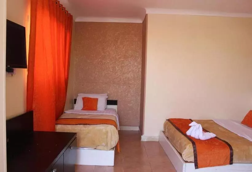 اتاق استاندارد چهار تخته, Osiris Hotel Cairo