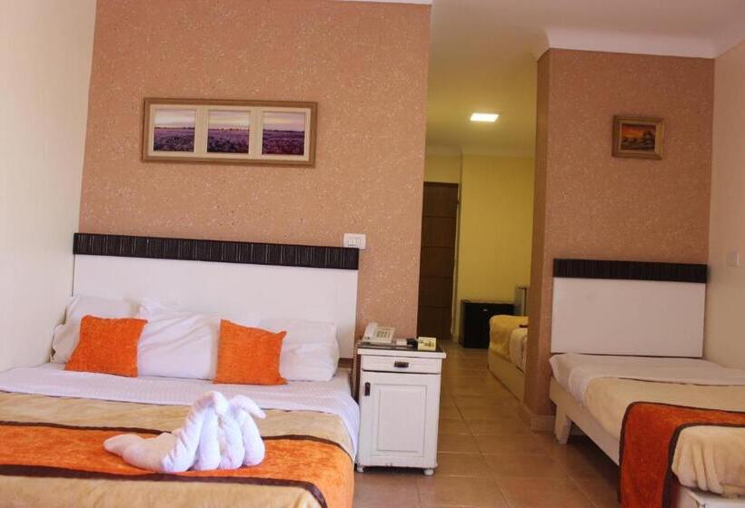 اتاق استاندارد چهار تخته, Osiris Hotel Cairo