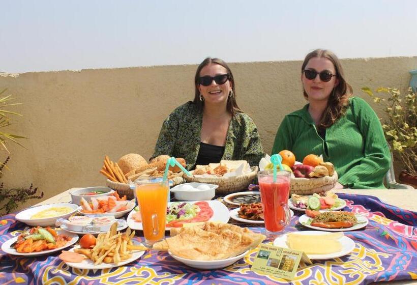 اتاق استاندارد چهار تخته, Osiris Hotel Cairo