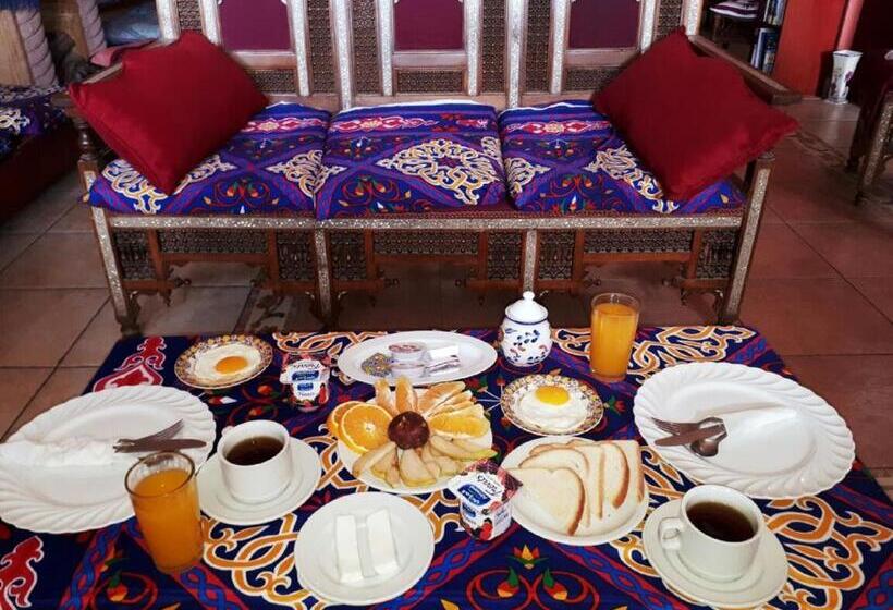 اتاق استاندارد سه نفره, Osiris Hotel Cairo