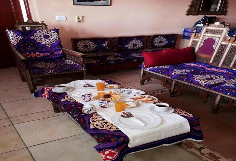 اتاق خانوادگی, Osiris Hotel Cairo