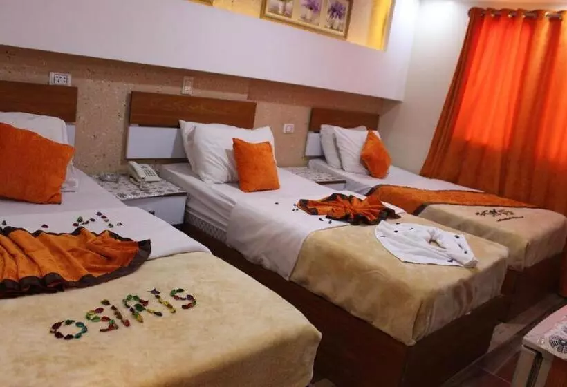 اتاق استاندارد سه نفره, Osiris Hotel Cairo