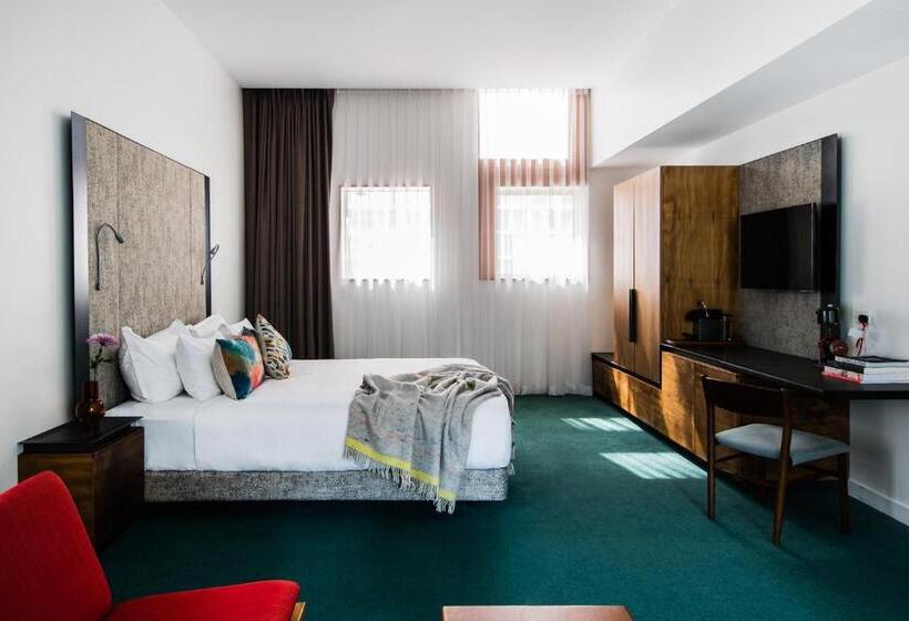 اتاق استاندارد با تخت بزرگ, The Old Clare Hotel, Independent Collection By Evt