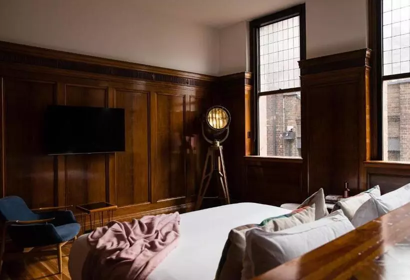 Sviitti, The Old Clare Hotel, Independent Collection By Evt
