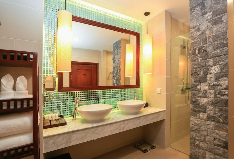 キングサイズベッドのスタンダードルーム, The Privilege Floor By Lotus Blanc