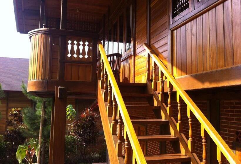 1 Sovrums Superior Villa, Jambuluwuk Convention Hall & Resort Batu