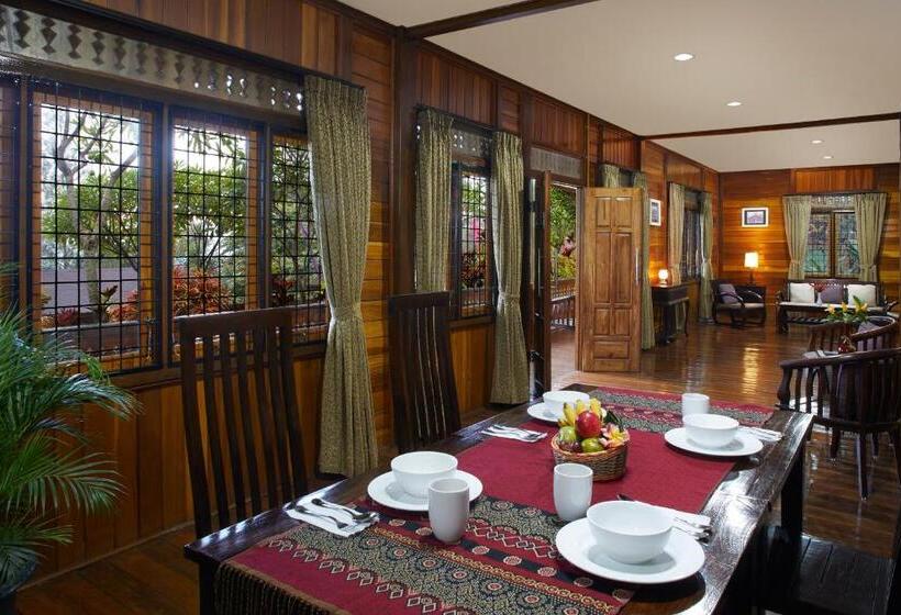 3 Sovrums Premium Villa, Jambuluwuk Convention Hall & Resort Batu