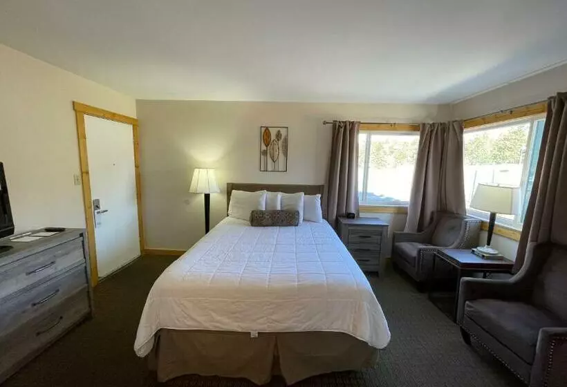 クイーンサイズベッドのスタンダードルーム, Estes Mountain Inn
