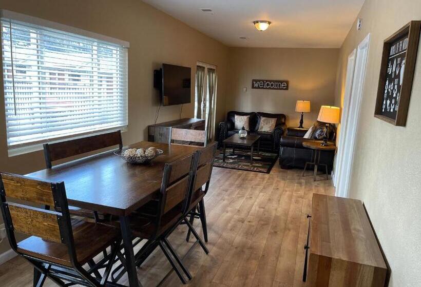 Family Suite, Estes Mountain Inn