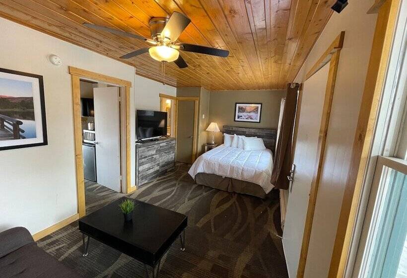 Семейное Студио, Estes Mountain Inn