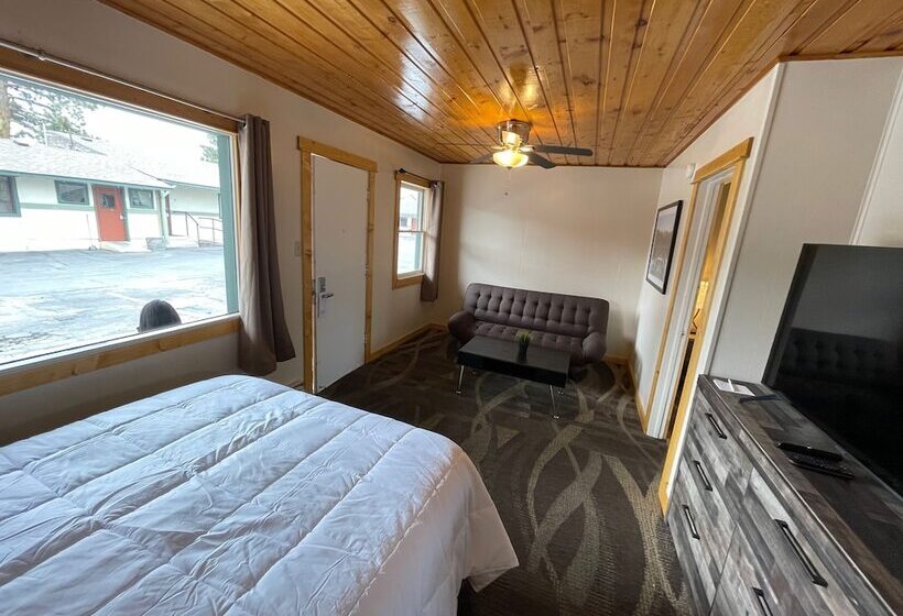 Семейное Студио, Estes Mountain Inn