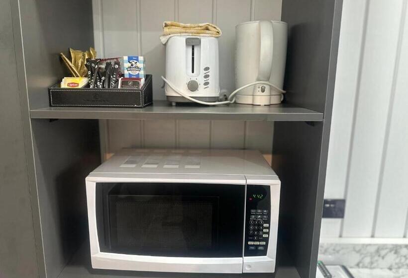 חדר דלוקס, Garden Motor Inn