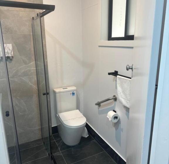 חדר אקונומי, Garden Motor Inn