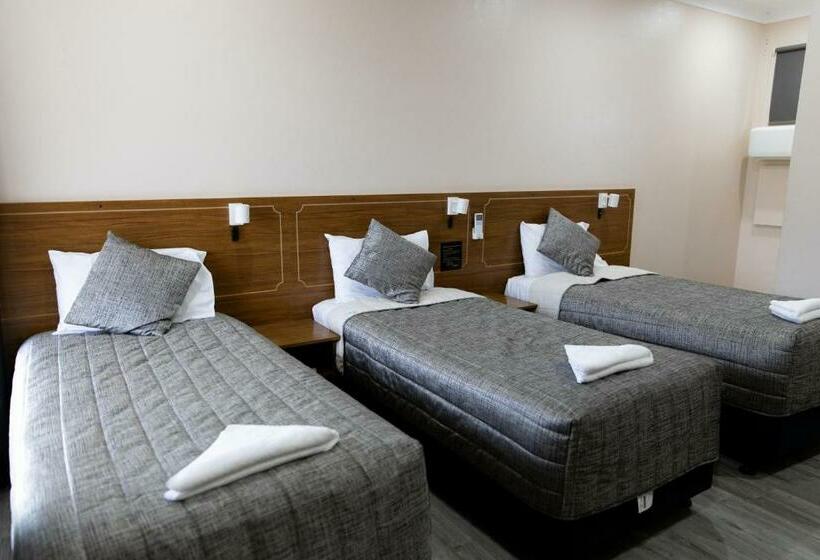 חדר דלוקס, Garden Motor Inn