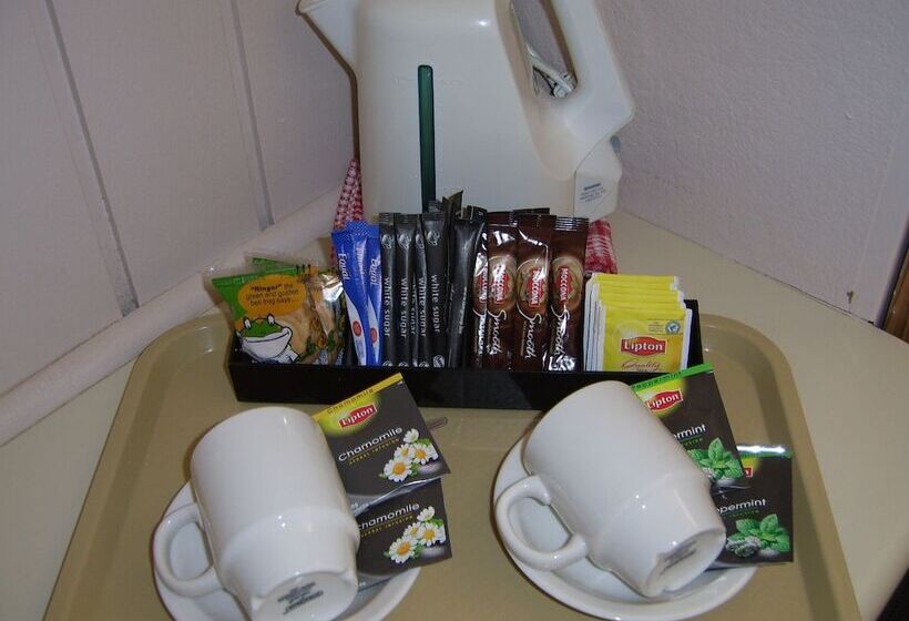 חדר אקונומי, Garden Motor Inn