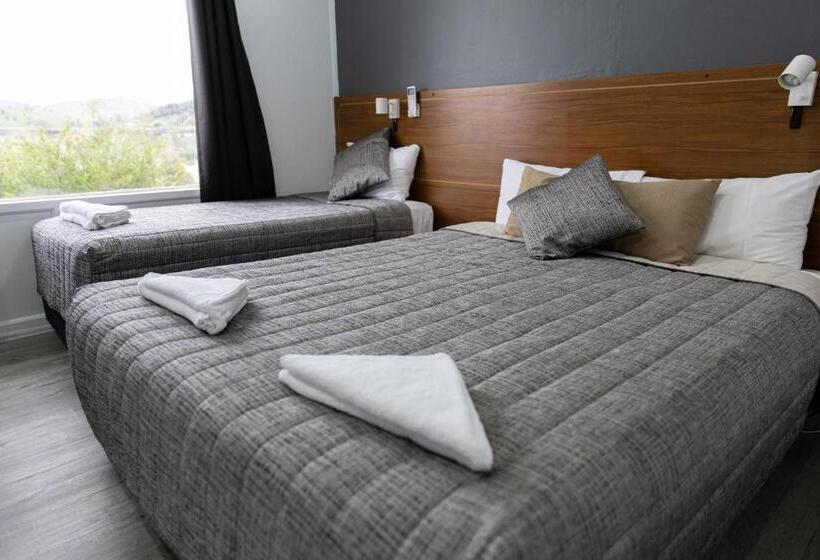 חדר דלוקס יחיד, Garden Motor Inn