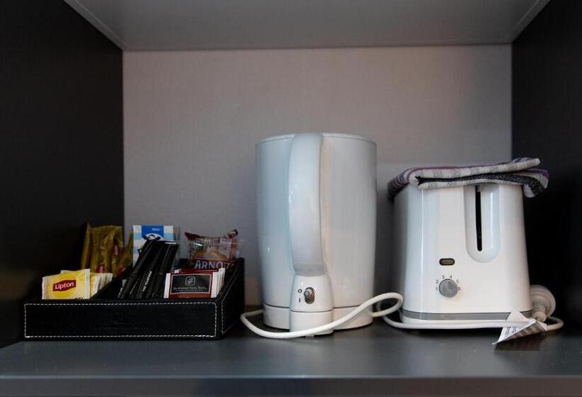 חדר דלוקס יחיד, Garden Motor Inn