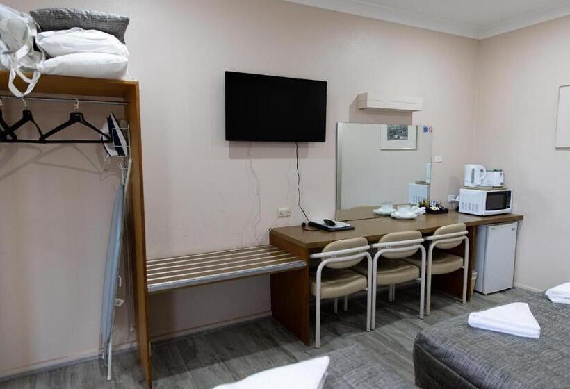 חדר דלוקס, Garden Motor Inn