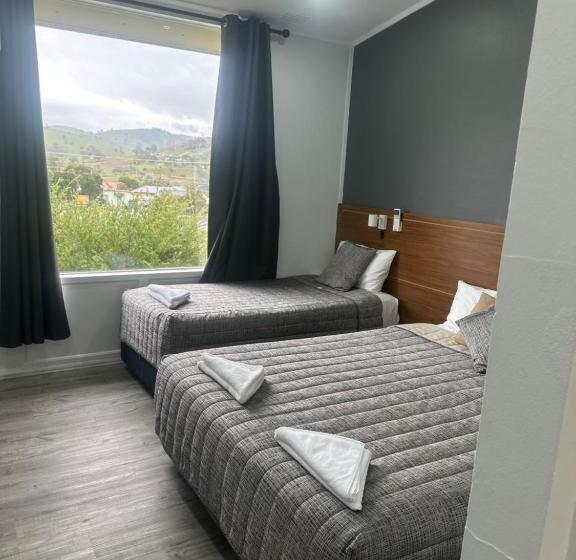 חדר דלוקס, Garden Motor Inn