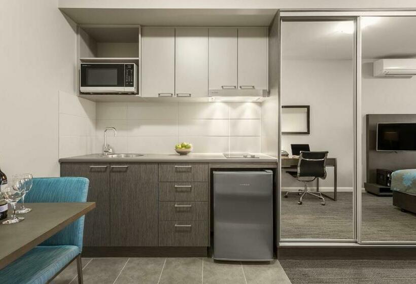 استودیوی استاندارد, Quest Liverpool