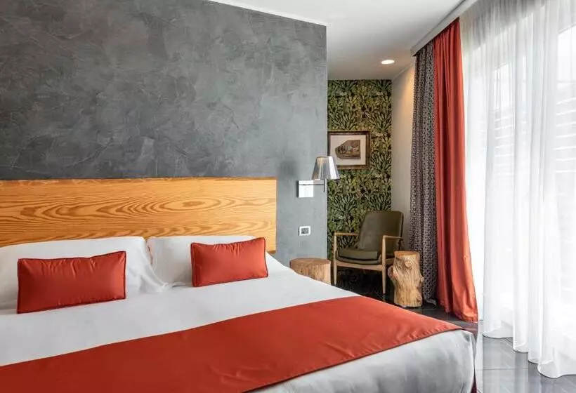 Junior Suite Vista Piscina, Wellness Spa Hotel Principe Fitalia