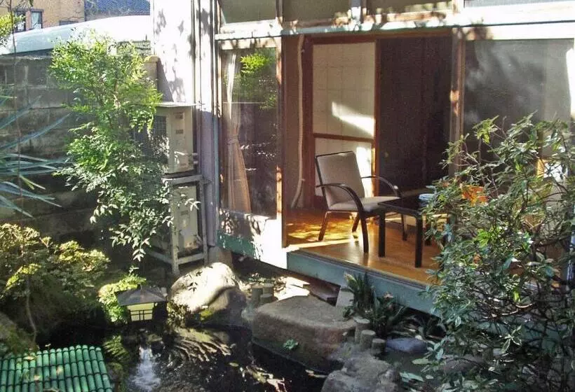 バス共有のスタンダードルーム, Daibutsu Ryokan