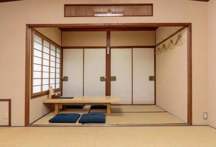 浴室共有ファミリールーム, Gion Ryokan Qbeh