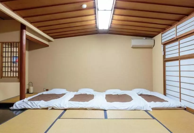 浴室共有ファミリールーム, Gion Ryokan Qbeh