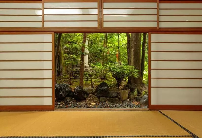 浴室共有ファミリールーム, Gion Ryokan Qbeh