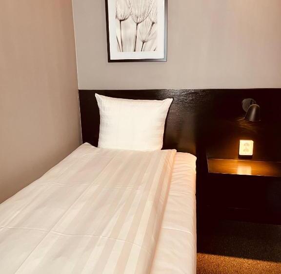 غرفة قياسية فردية, Birka