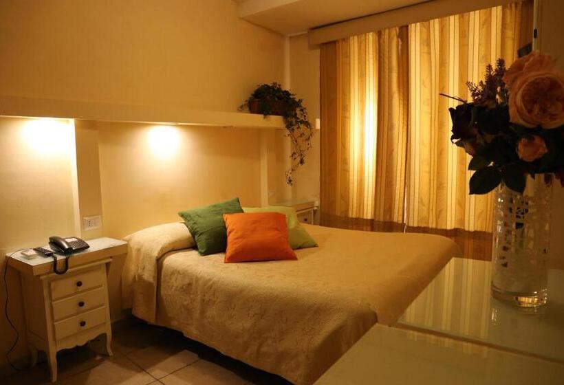 اتاق استاندارد, Albergo Del Centro Storico