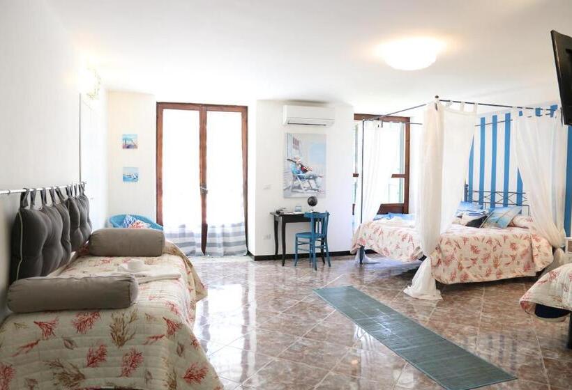 اتاق خانوادگی, Albergo Del Centro Storico