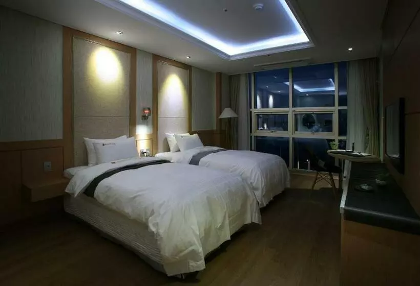 オーシャンビュースーペリアールーム, Benikea Hotel Yeosu