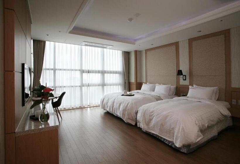 اتاق لوکس با چشم‌انداز دریا, Benikea Hotel Yeosu
